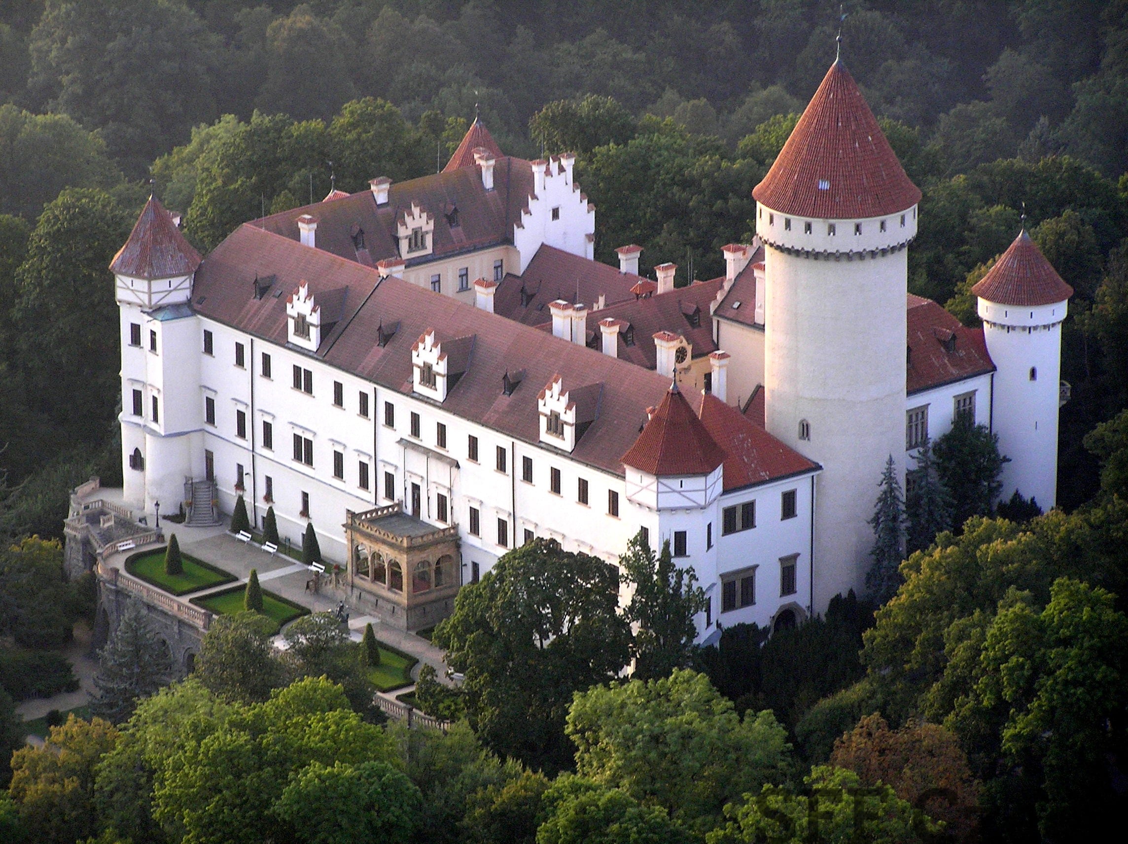 Замок v. Конопиште Чехия. Прага Конопиште. Замок Конопиште. Замок Конопиште (г. Бенешов).